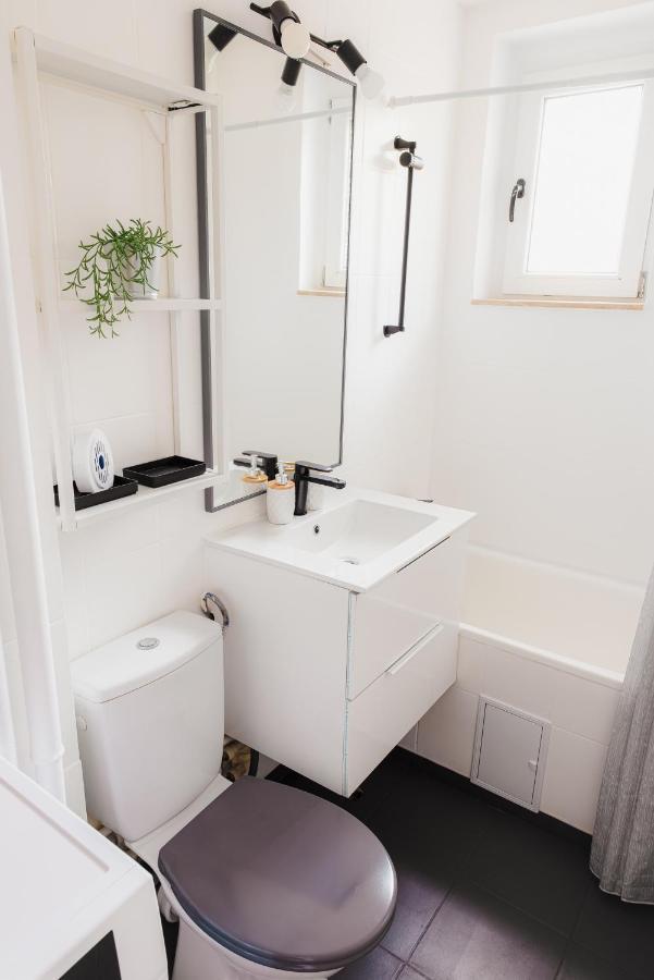 Cozy Apartment Ultracentral Universitate Square Бухарест Экстерьер фото